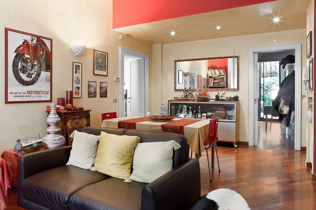 Apartment With Terrace In Central Milão Exterior foto